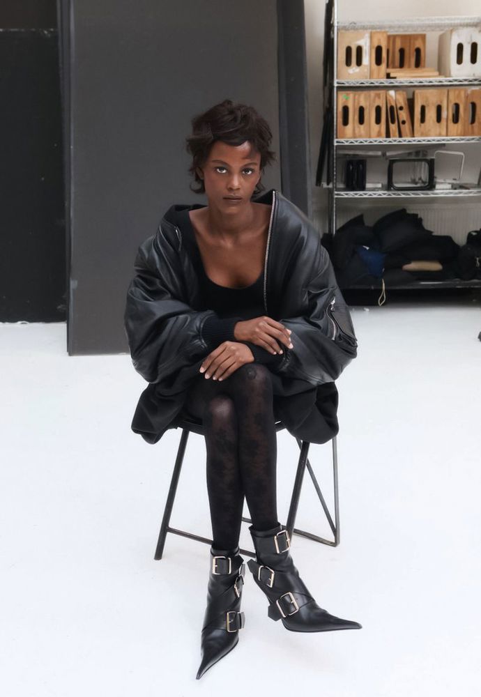 2622902-800w