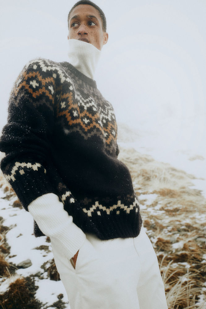 WINTER'S EMBRACE (ROMAINE DIXON)