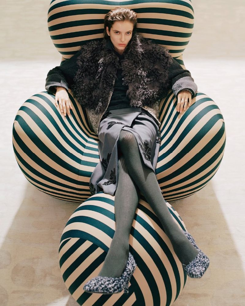 la Repubblica Velvet - The Fashion Edition.Photographed by @BeaDeGiacomo.Styled by @BenedettaBar (2)
