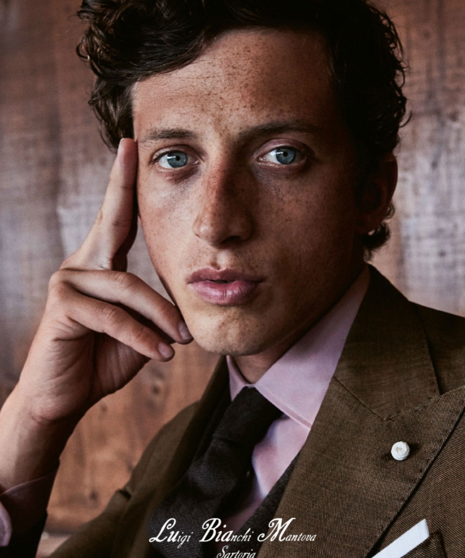 ALEXIS MAÇON