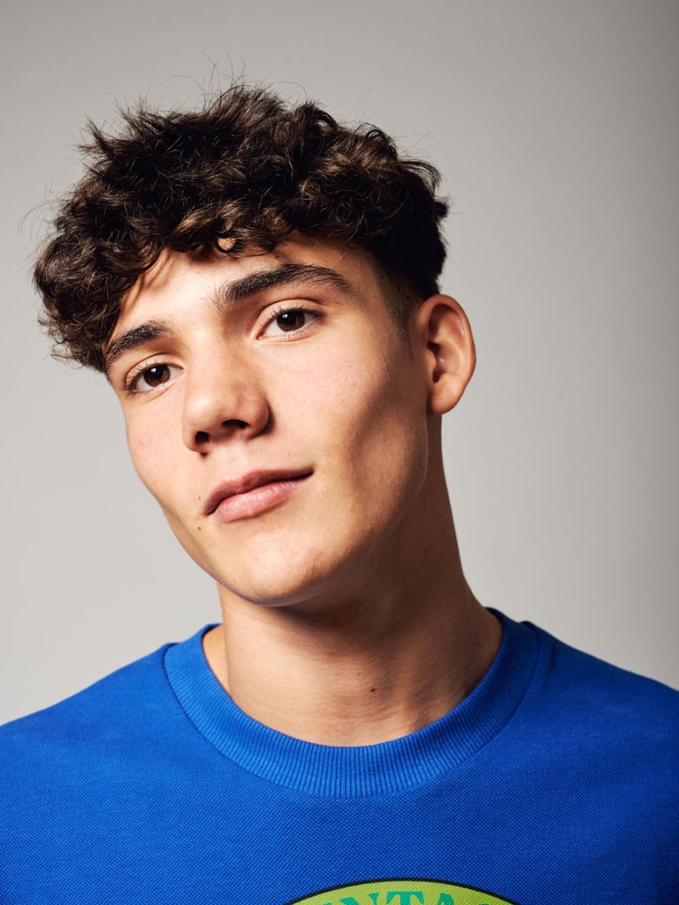 LEWIS HOLMES-RUIZ