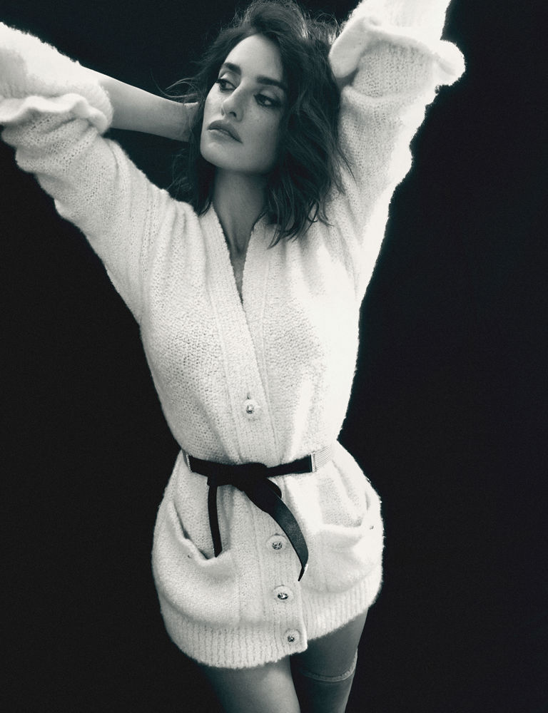 ELLE FRANCE (PENÉLOPE CRUZ 2024)